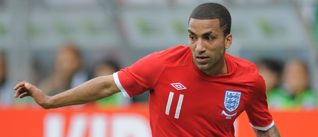 Aaron Lennon in action against Japan.
